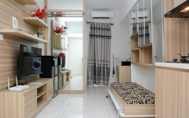 Modern 2BR Apartment @ Springlake Summarecon