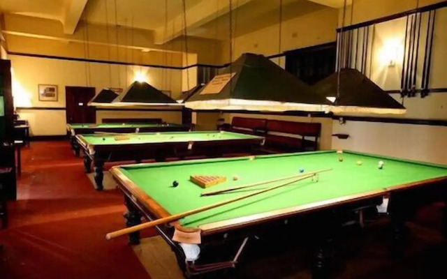 The Bulawayo Club