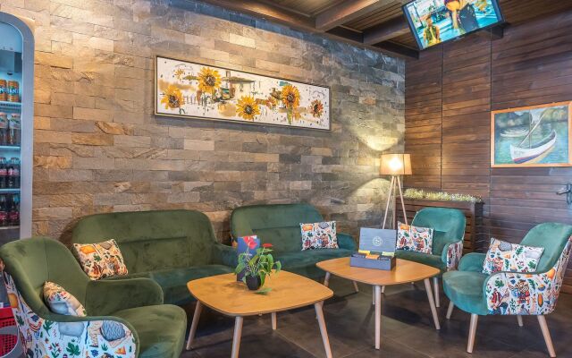 St. George Ski & Holiday