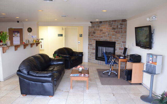 All Towne Suites