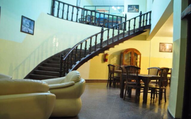Milano Tourist Rest Hotel
