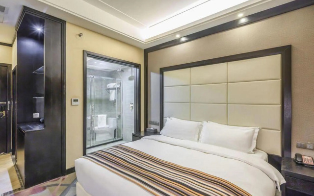 Fancy Inn (Zhengzhou YOYOPARK Shopping Park Branch)