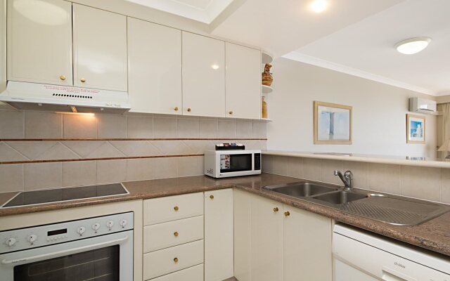 Burleigh Mediterranean Resort Enquiries