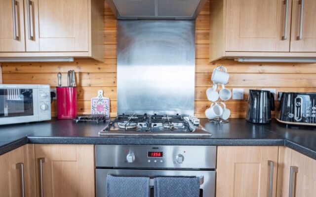 Loch Leven Lodge 12
