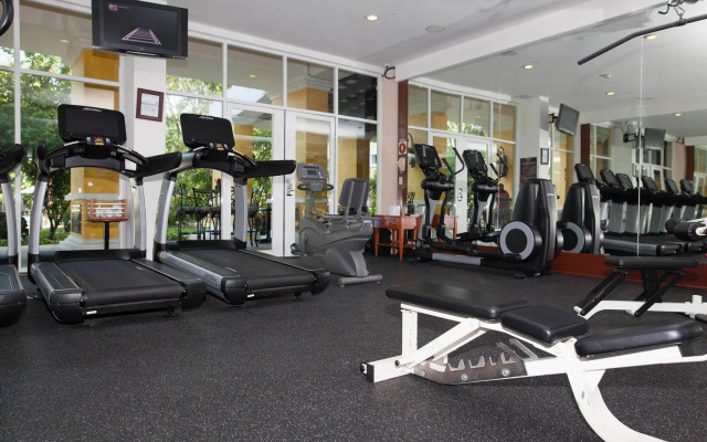 Courtyard By Marriott Cancun Airport