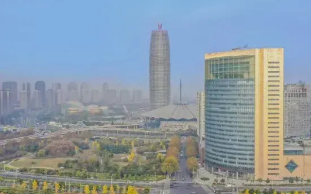 Wutongshu Holiday Hotel