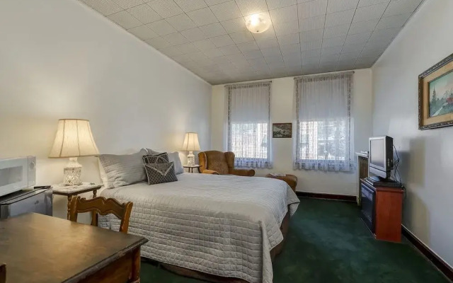 Ryan Hotel