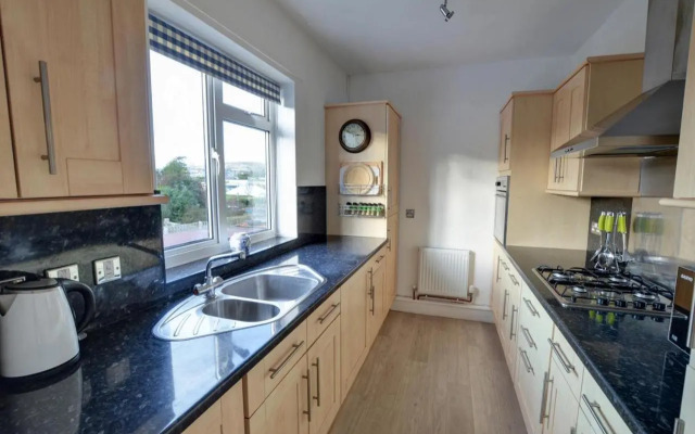 6a Springfield Road