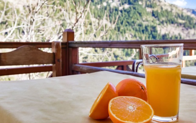 Simplistic Holiday Home in Stournareika With Terrace