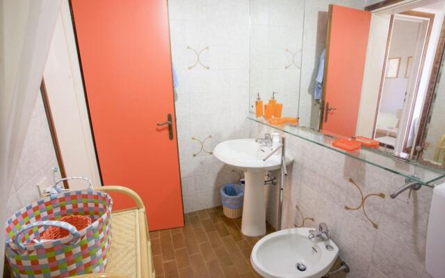 Villino a Lacona with sea view 4/6 beds-VILLINO LACONA