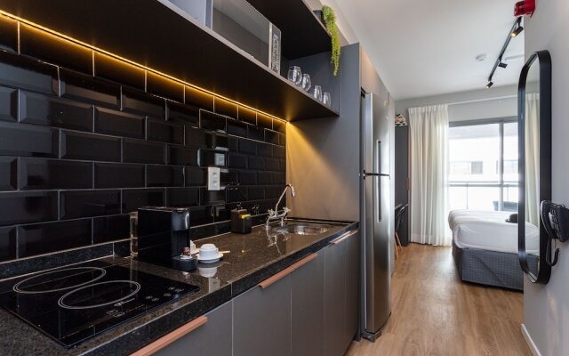 Charlie Rua dos Pinheiros