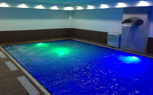 Centrum Business Hotel