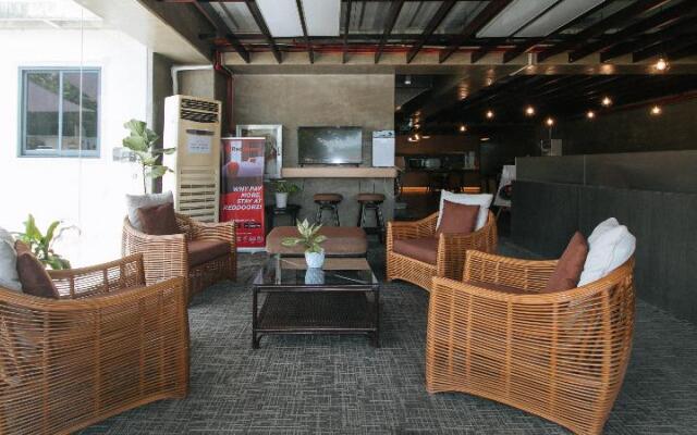 Reddoorz @ Insular Square Mandaue City