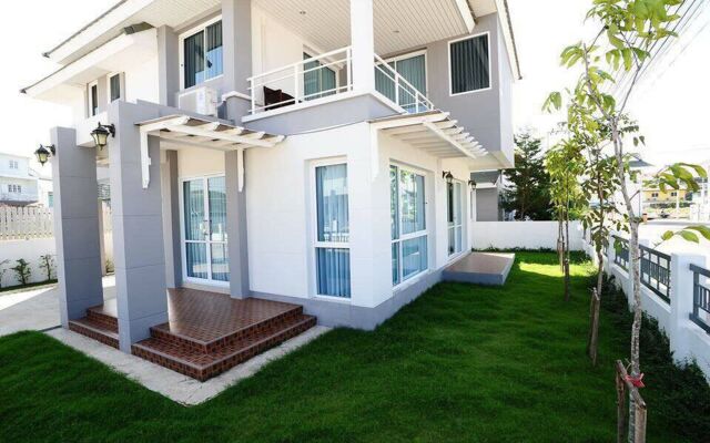 P Villa Buriram