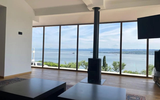 Villa The View