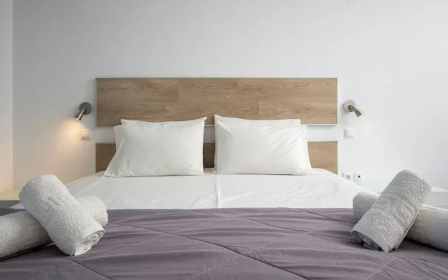Triantafillas Suites