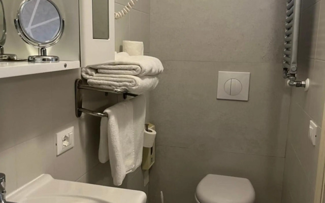 Hotel Touring