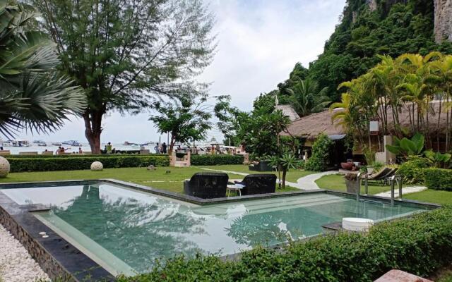 Mama Beach Residence