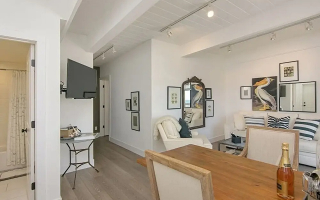 3690 Carlsbad Boulevard - Unit D