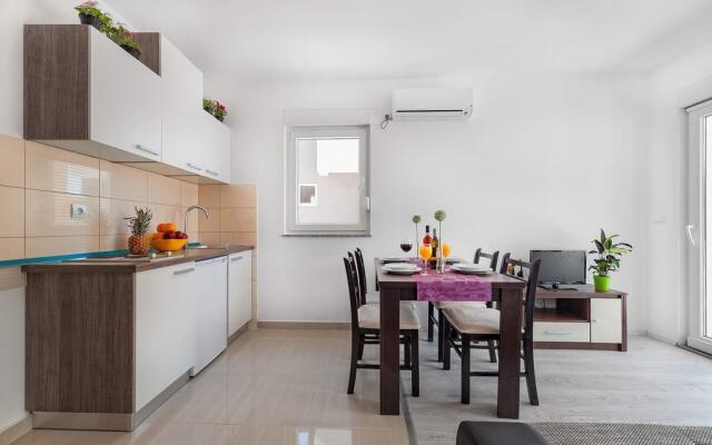 Apartments Hrvoje
