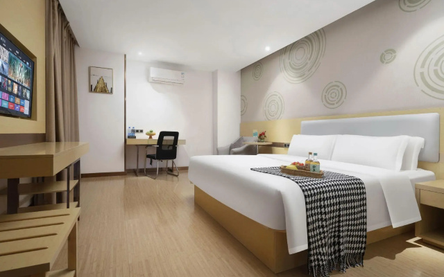 GreenTree Inn Huanggang City Wuxue City Kanjiang Avenue