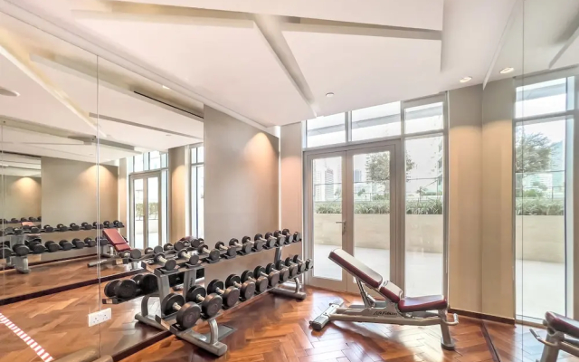1 BR Apt walking distance to Dubai Mall - Hotel in ดูไบ - Photo 2