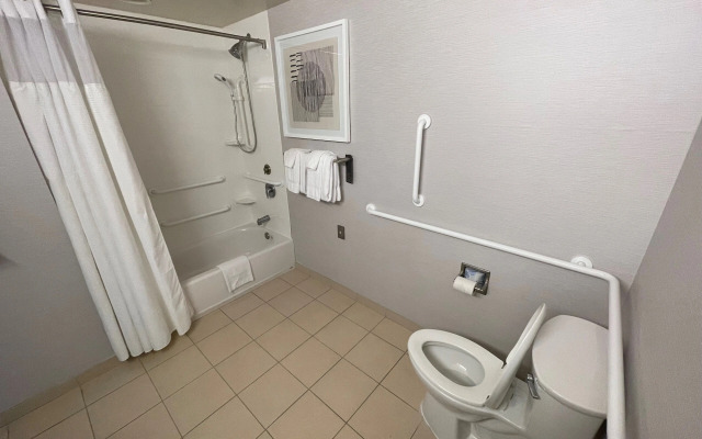 Courtyard Cincinnati Midtown/Rookwood