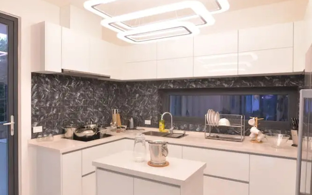 Private Pool Villa in Central Pattaya - Palmb1