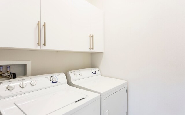 Villa Villa Contempo 5 Bedroom Reunion