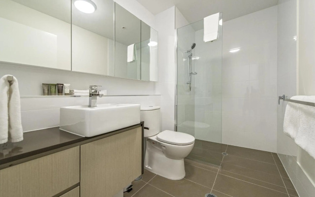 Empire Apartment Hotel