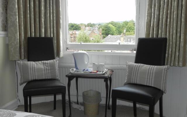 Ashlyn Guest House