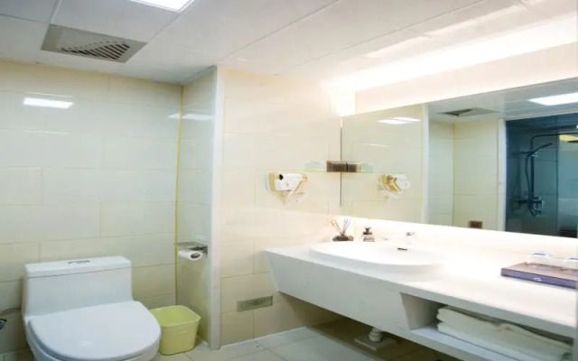 GreenTree Hotel (Liaocheng Shen County Bus Station)