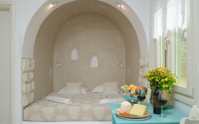 Naxos Euphoria Suites