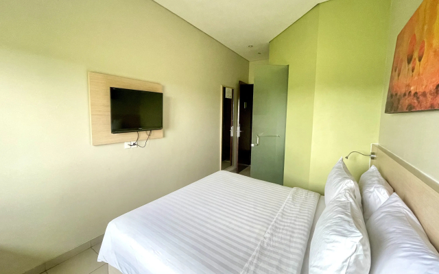 Lemo Hotel Serpong