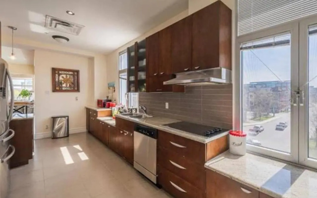 Sleeps6-apartment-parking-balcony-patio