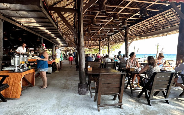 Phi Phi Relax Beach Resort