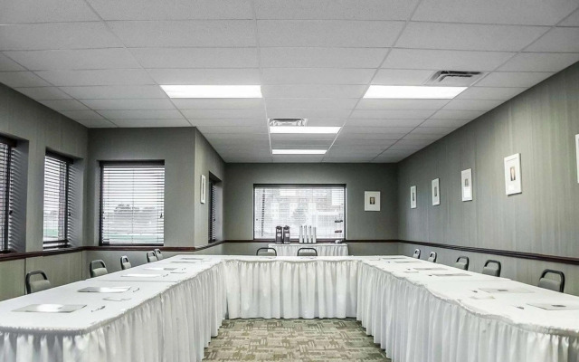 Comfort Inn Laval