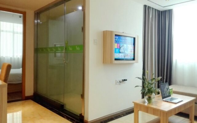 Vatica Guangdong Shenzhen Longhua Qinghu Metro Station Hotel