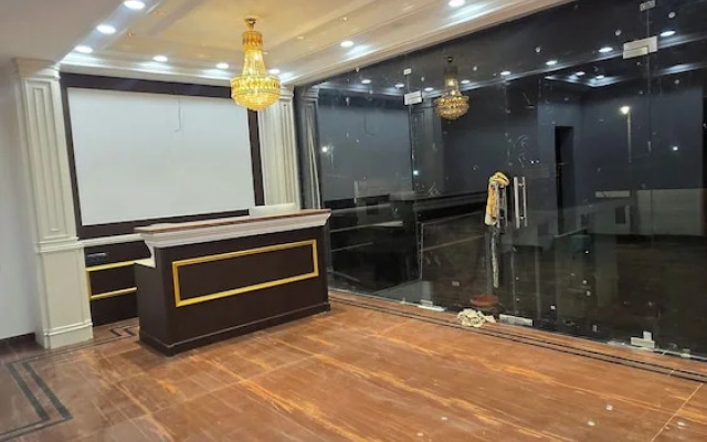 Hotel Parth