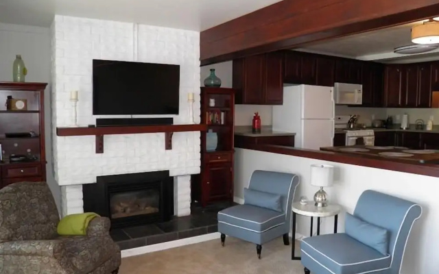 357 Ala Wai Unit 205