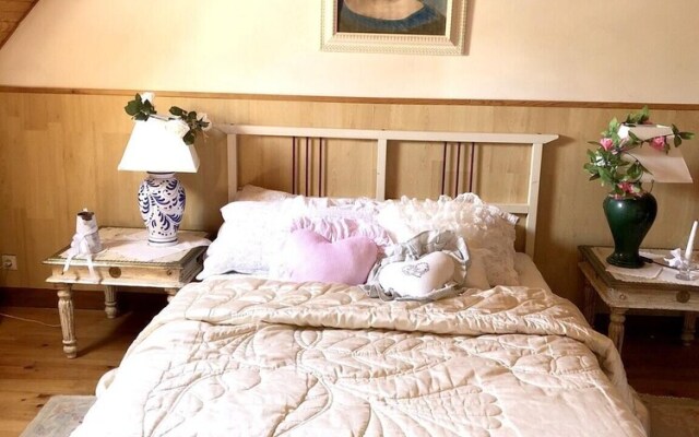 Studio in Plouguerneau, With Wonderful sea View, Enclosed Garden and Wifi