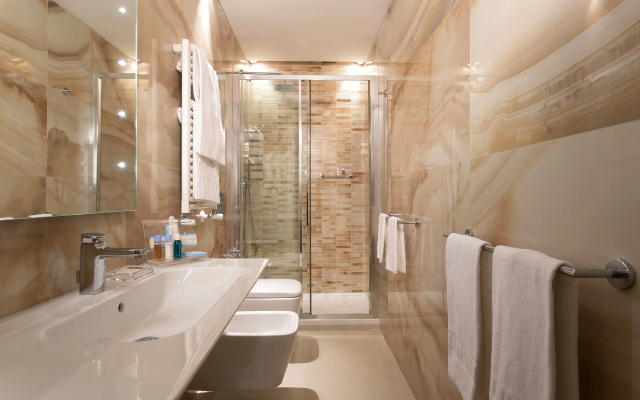 Stendhal Luxury Suites
