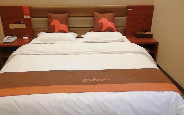 Jun Hotel Shanxi Lvliang Xing County Yihei Highway