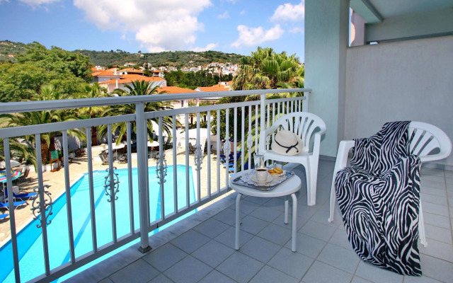 Dolphin Hotel