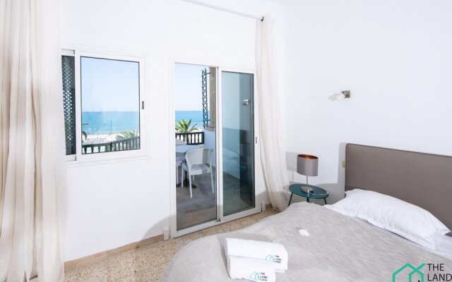 The Perfect View 2bds apt in Heart of Marsa Plage