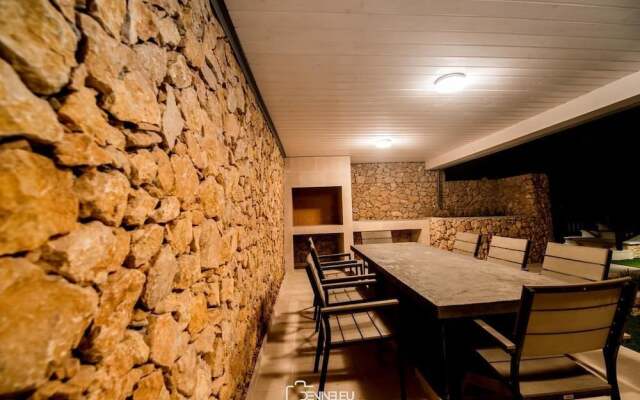 Luxury Apartments Madomi