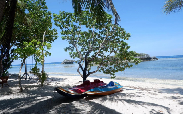 Wakatobi Patuno Diving & Beach Resort