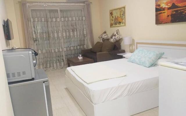 Studio D404 in Florenza Khamsin free WI-FI,smart TV,washing mashine