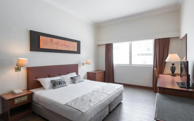 Hotel 81 Tristar