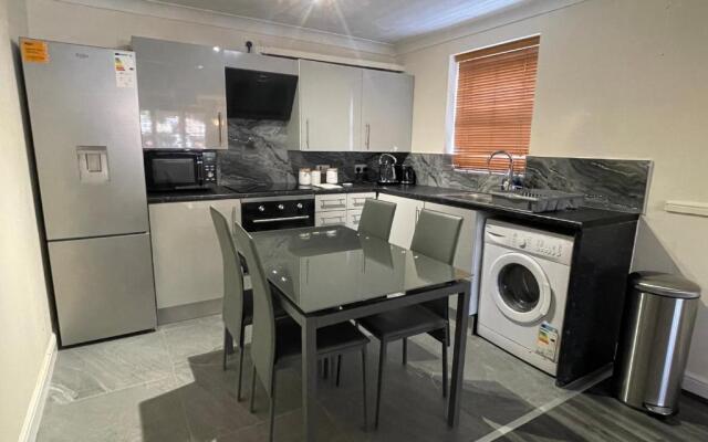 The Regency entire 1 bedroom Flat accomodation